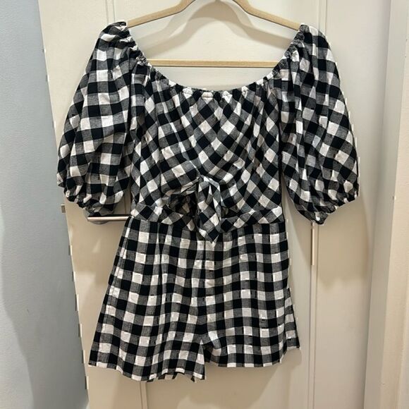 Saylor Romper  Plaid Size Small - Picture 1 of 6
